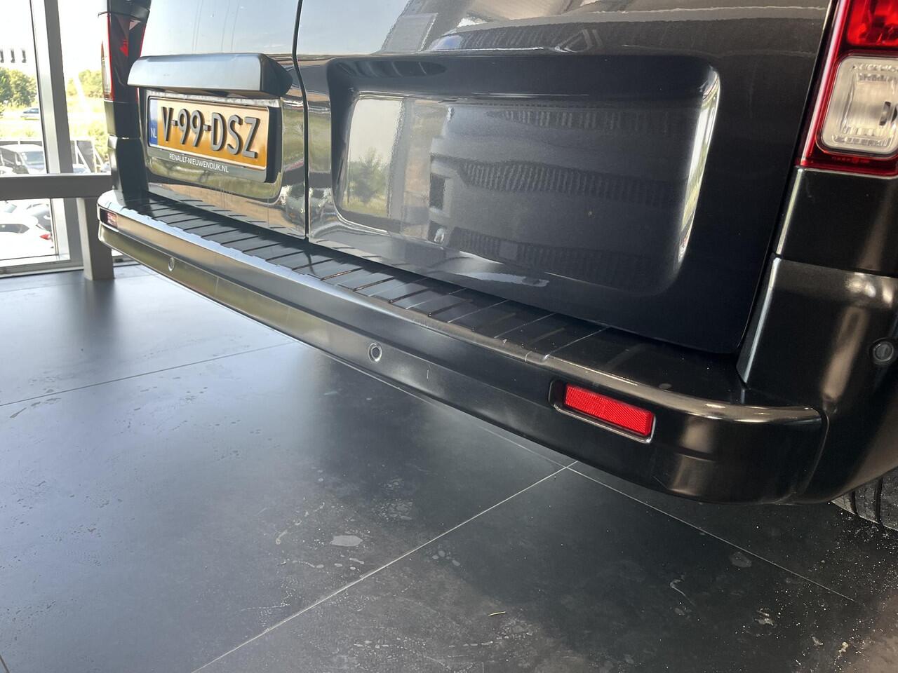 Renault TRAFIC E-Tech T29 L2H1 Comfort 52 kWh Renault Trafic E-Tech T29 L2H1 52 kWh