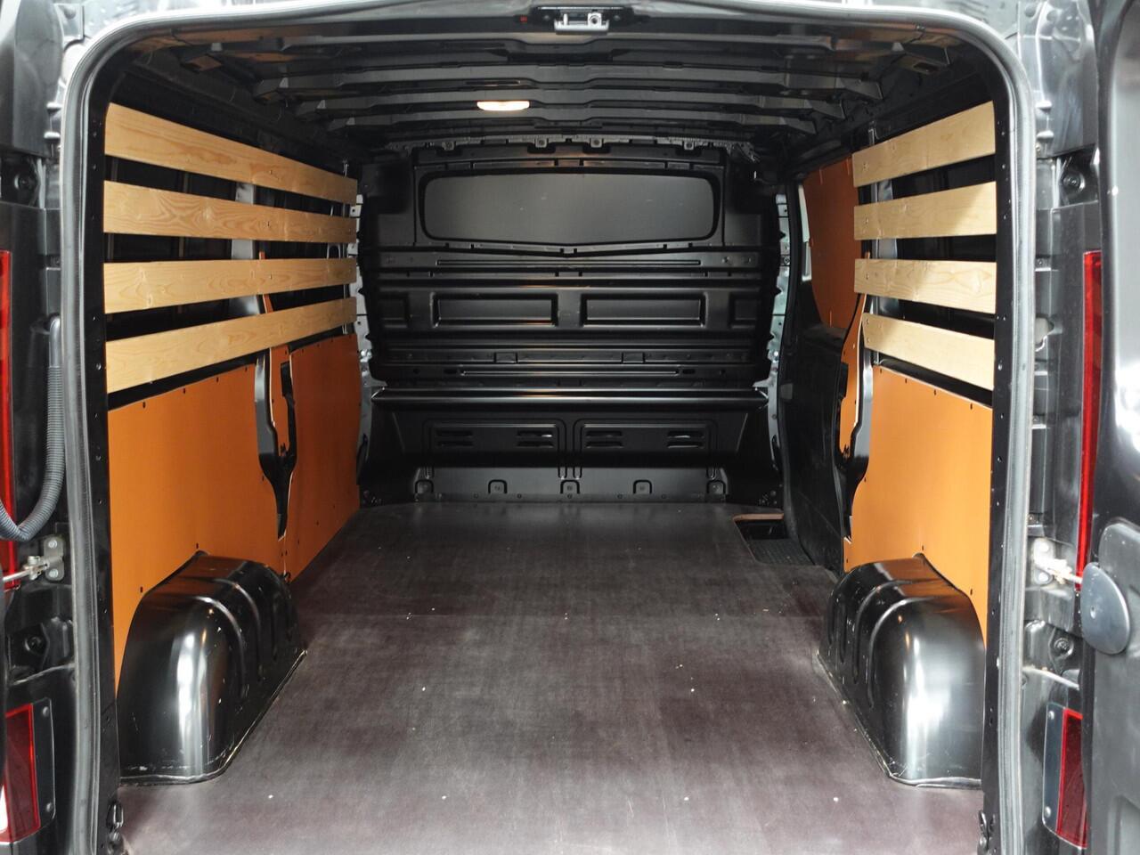 Renault TRAFIC 2.0 Blue dCi 150PK T30 L2H1 Advance Automaat Renault Trafic 2.0 Blue dCi 150PK T30 L2H1 Advance Airco Bluetooth Cruise PDC Trekhaak