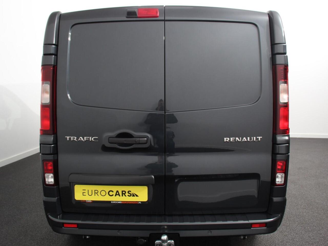 Renault TRAFIC 150PK T29 L2H1 Extra Dubbele Cabine Automaat Navigatie | Airco | Lichtmetalen velgen | Betimmering | Trekhaak | Camera | Parkeer sensoren | Dab