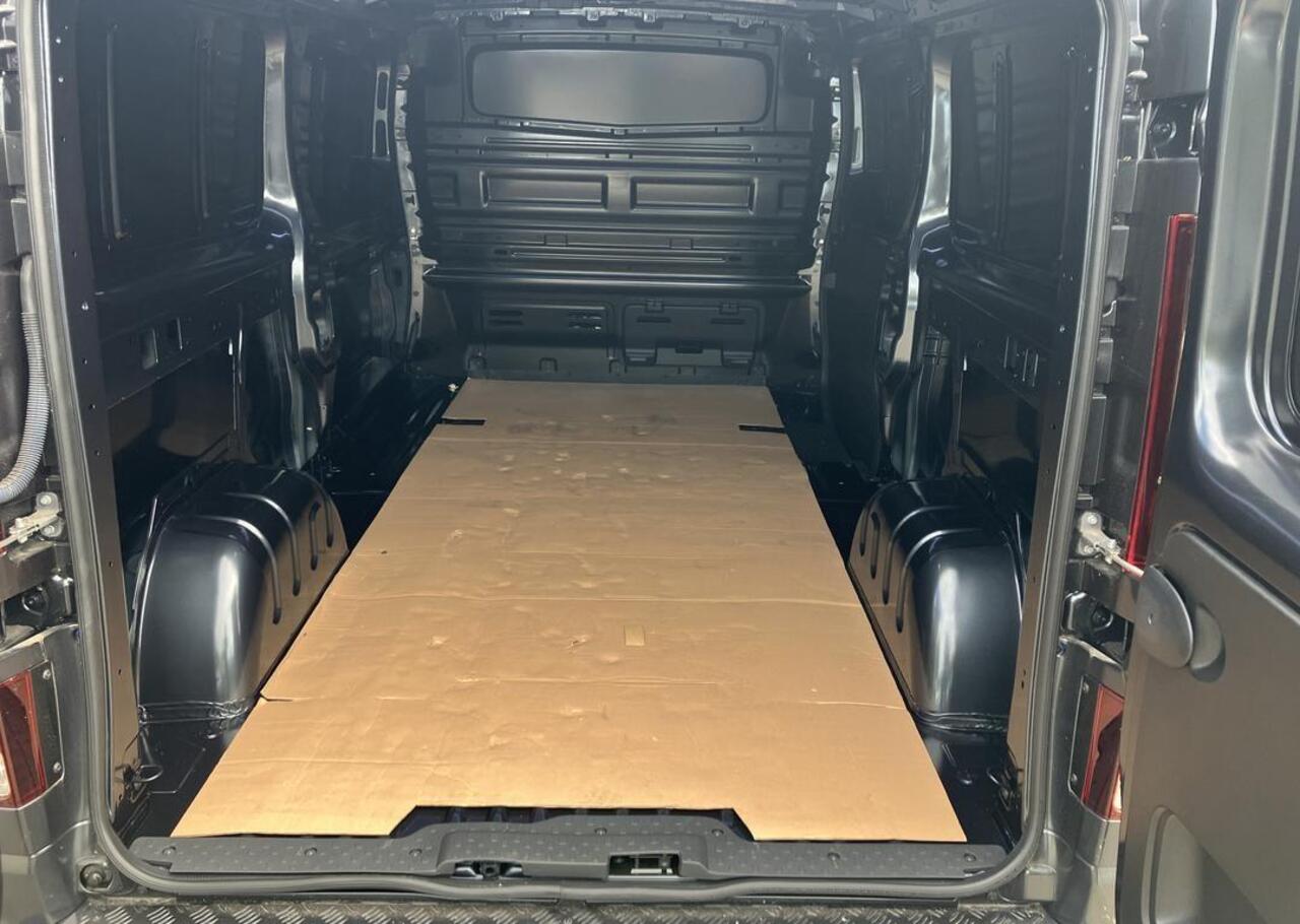 Renault TRAFIC 2.0 Blue dC1 150 EDC T30 L2H1 Extra 125th Annivarsary - Alarm / Trekhaak / Reservewiel