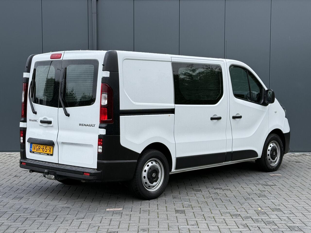 Renault TRAFIC 2.0 dCi 145 PK AUTOMAAT / L1H1 / 2x SCHUIFDEUR / TREKHAAK / AIRCO / CRUISE / 3-ZITS / LED