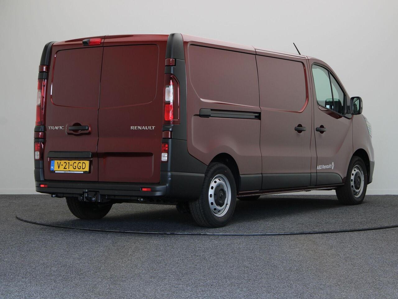 Renault TRAFIC 2.0 dCi 110pk T30 L2H1 Start | Trekhaak | BPM Voordeel | Hoge korting | Lage rente | Direct rijden | Vol opties |