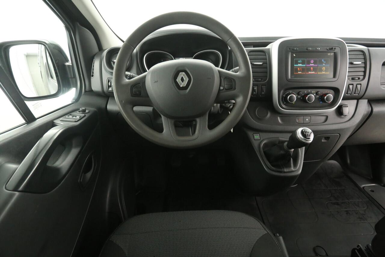 Renault TRAFIC 2.0 dCi T29 L2H1 | Dubbele Cabine | Airco | Cruise | Trekh. | Navi | Parkeersens. | Imperiaal