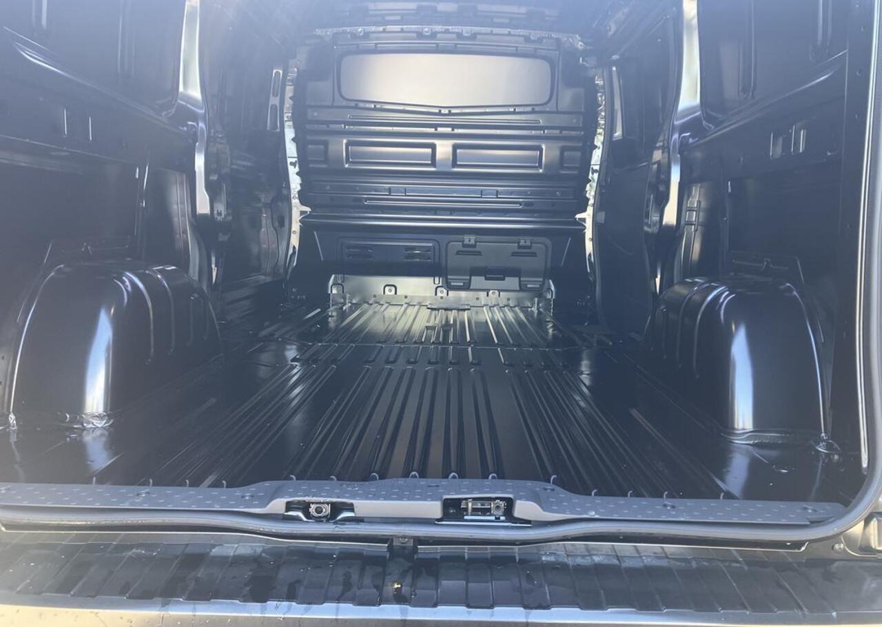 Renault TRAFIC 2.0 Blue dCi 170 T30 L2H1 Extra