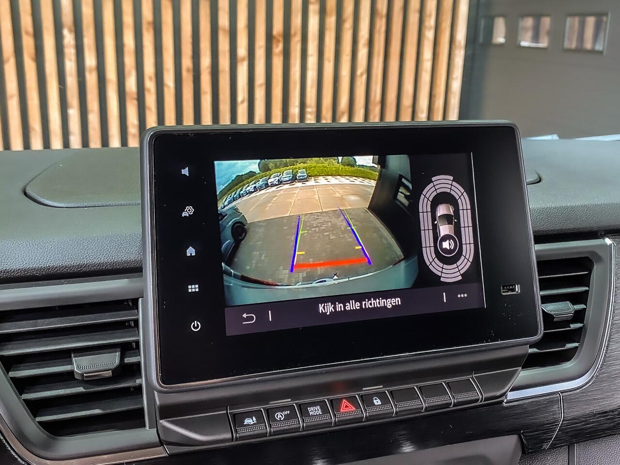 Renault TRAFIC 2.0 BluedCi 170PK Automaat Extra Bestelwagen | BPM VRIJ! | BIJRIJDERSSTOEL | LED KOPLAMPEN | KEYLESS | CAMERA | CRUISE |