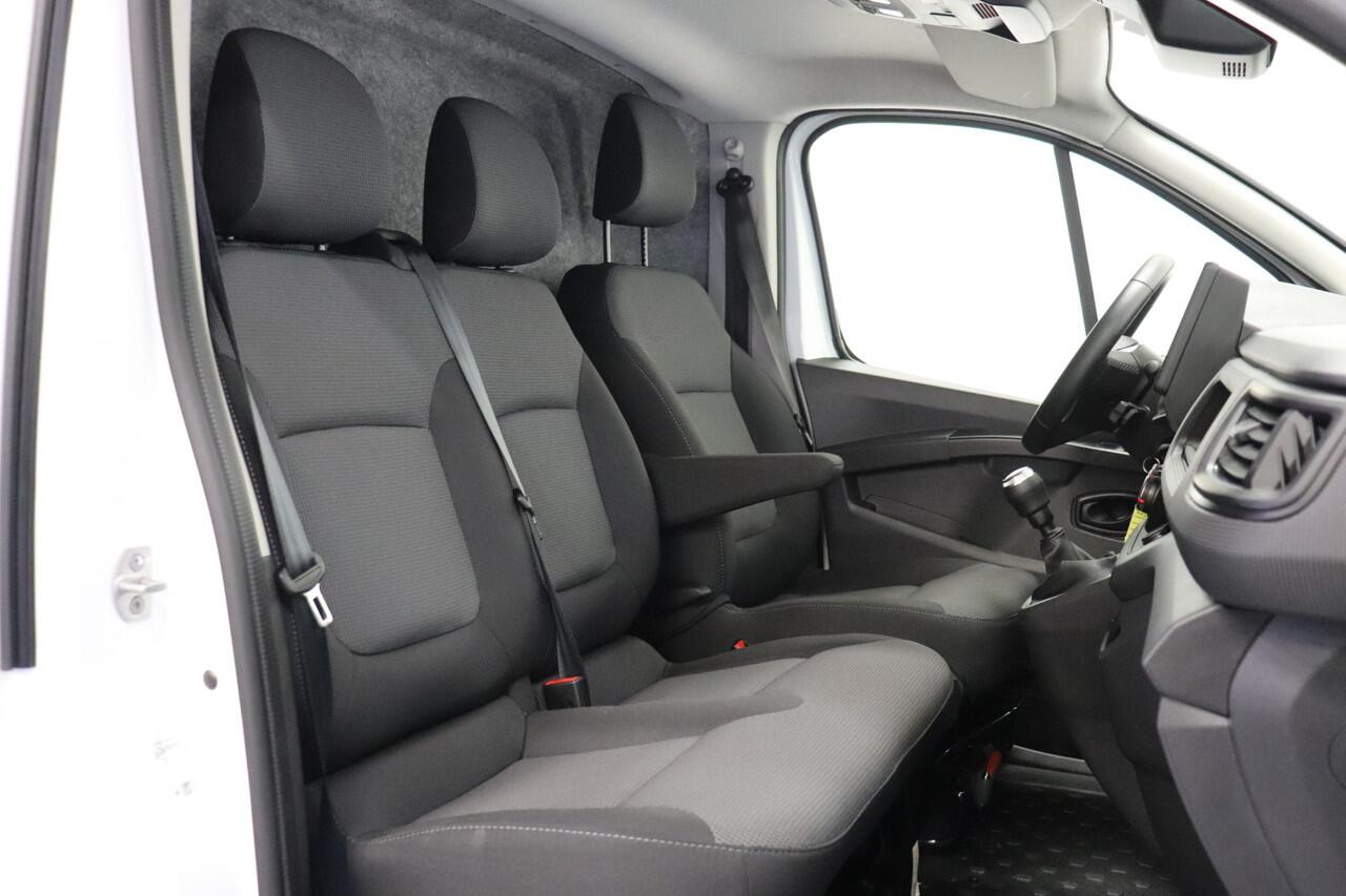 Renault TRAFIC 2.0 dCi 110PK L2 EURO 6 - Airco - Cruise - Trekhaak - ¤23.900,- Excl.