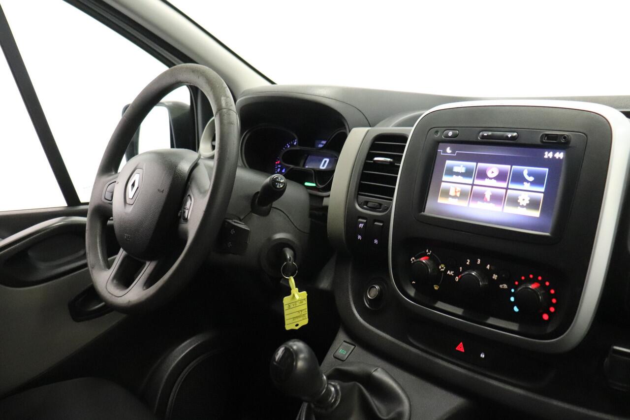 Renault TRAFIC 1.6 dCi 125PK EURO 6 - Airco - Navi - Cruise - ¤ 12.900,- Excl.