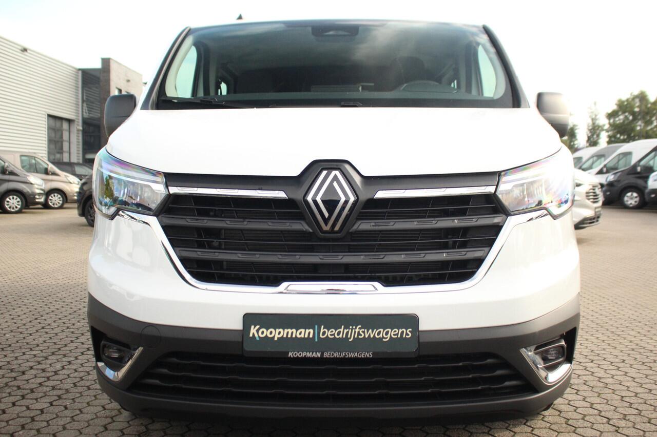 Renault TRAFIC 2.0dCi 150pk T30 L2H1 DC | 6-Zits | Carplay/Android | Camera | Lease 573,- p/m