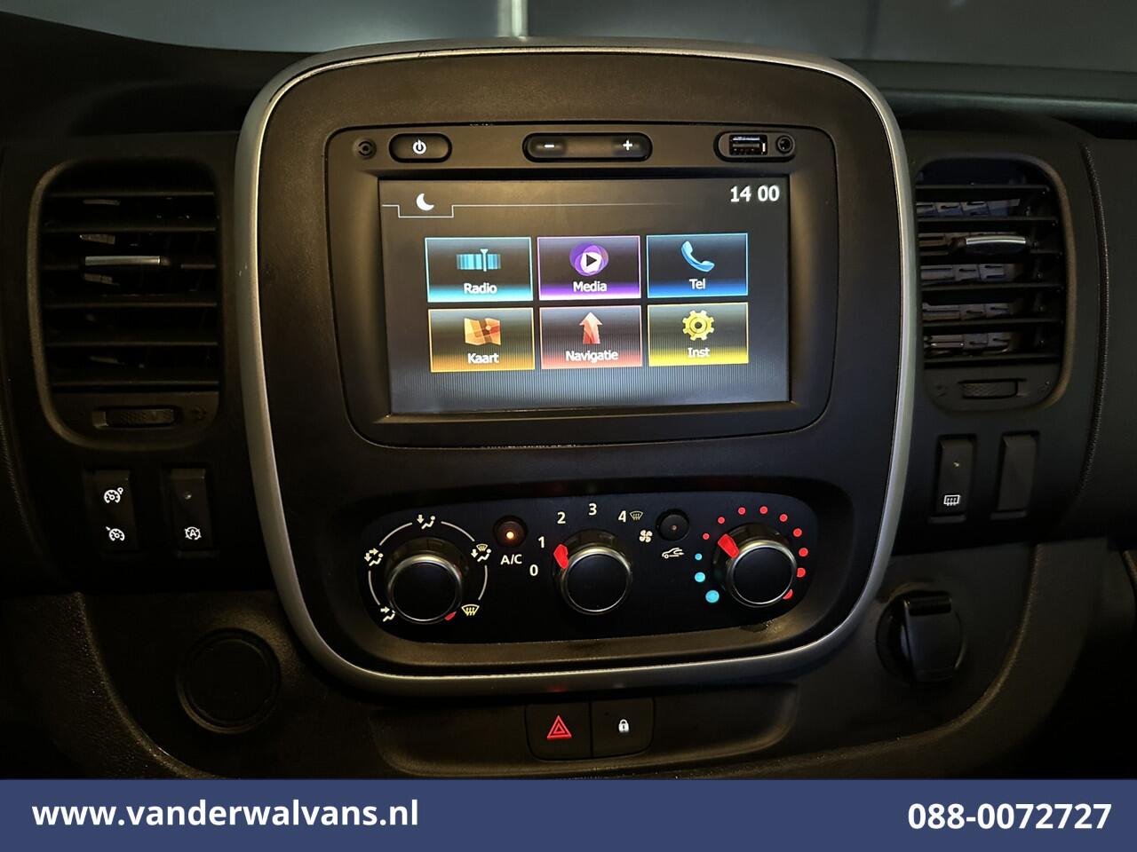 Renault TRAFIC 2.0 dCi 120pk L1H1 Euro6 Airco | LED | Navigatie | Cruisecontrol | Trekhaak | Omvormer Parkeersensoren, Bijrijdersbank