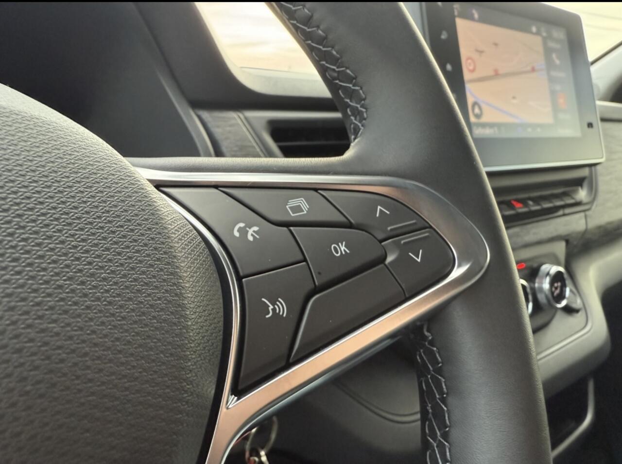 Renault TRAFIC 2.0 Blue dCi 130 T30 L2H1 Advance BPM VRIJ