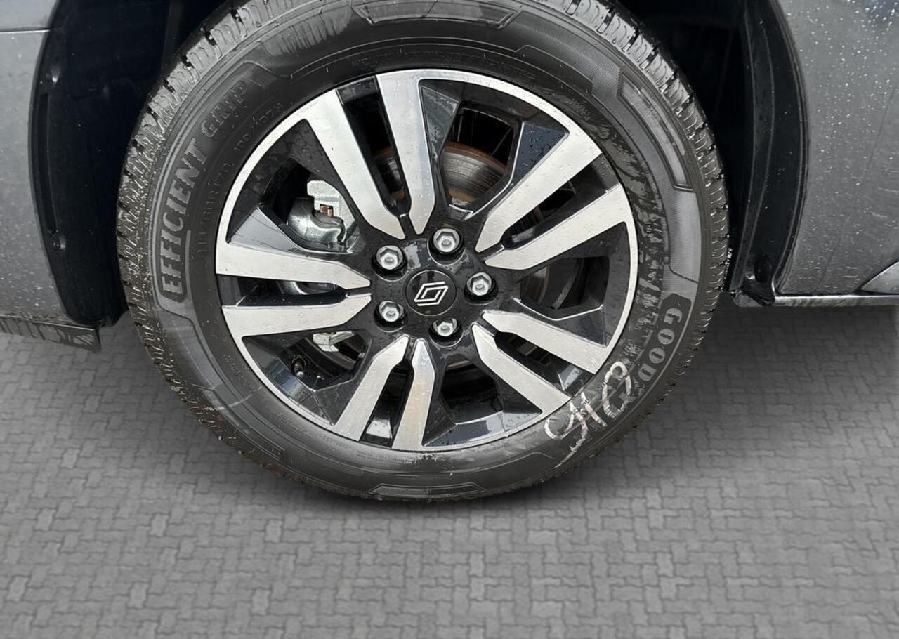 Renault TRAFIC 2.0 Blue dCi 170 EDC T30 L2H1 Extra - Alarm / Trekhaak / Houten laadvloer / Zijschuifdeur links zonder ruit / 17" lichtmetalen velgen / Reservewiel