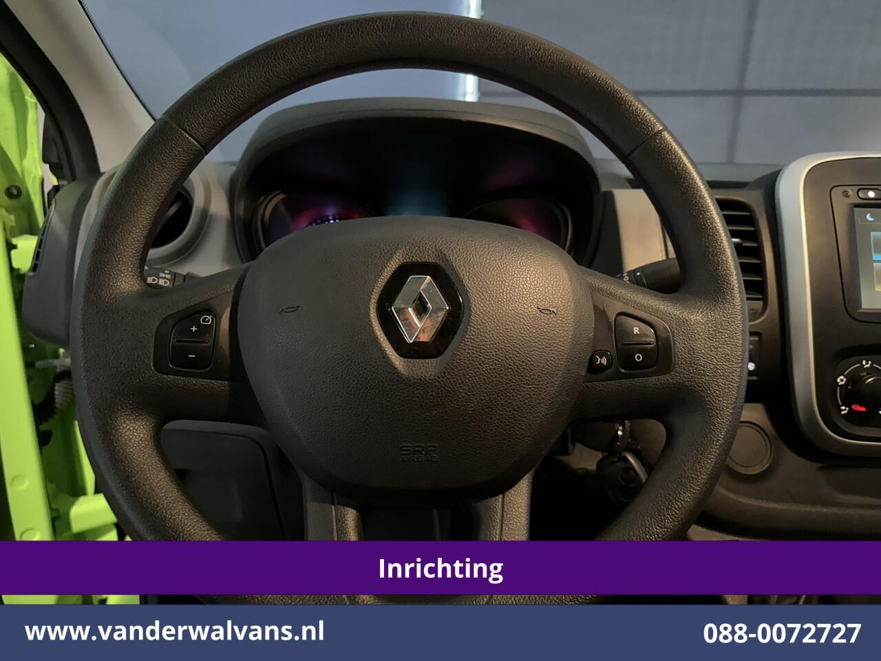 Renault TRAFIC 1.6 dCi L2H1 inrichting Euro6 Airco | Imperiaal | Navigatie | Cruisecontrol | Parkeersensoren trekhaak, bijrijdersbank