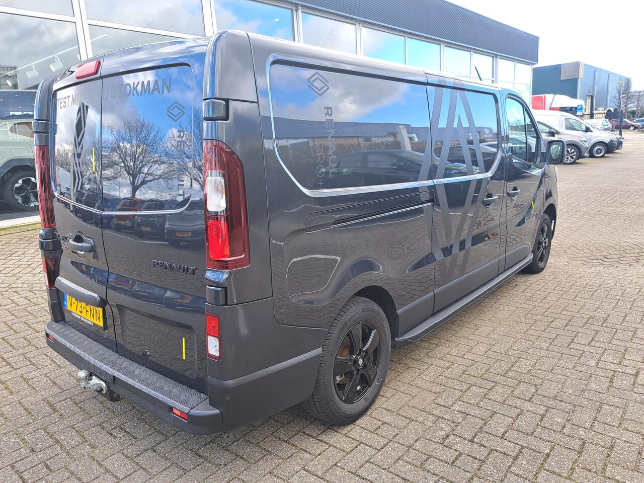 Renault TRAFIC 2.0 dCi 130 T30 L2H1 GB Comfort Black Edition | Airco | Cruise | LM velgen | Betimmering | Trekhaak | Bijrijdersbank | Demonstratieauto, vraag naar beschikbaarheid ! |