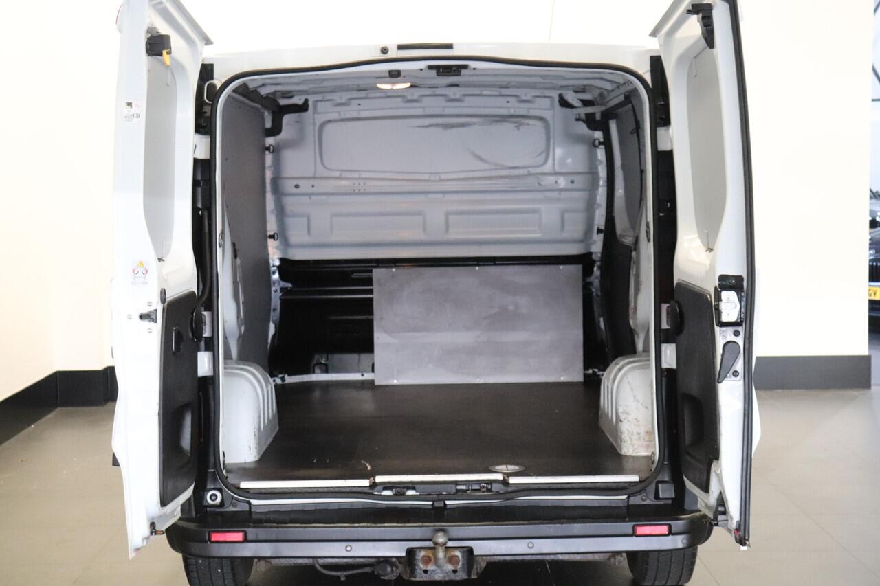 Renault TRAFIC 1.6 dCi 125PK EURO 6 - Airco - Navi - Cruise - ¤ 12.900,- Excl.