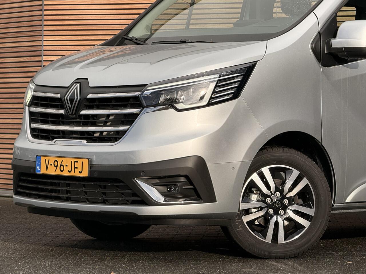 Renault TRAFIC 2.0 Blue dCi EDC 170 T29 L2H1 Extra DC Dubbele Schuifdeur / Betimmering / Trekhaak / Navi / Cruise / Camera