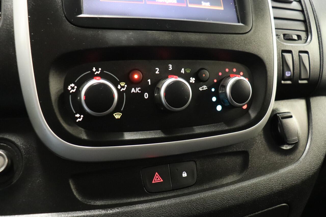 Renault TRAFIC 2.0 dCi 120PK EURO 6 - Airco - Navi - Cruise - ¤15.900,- Excl.