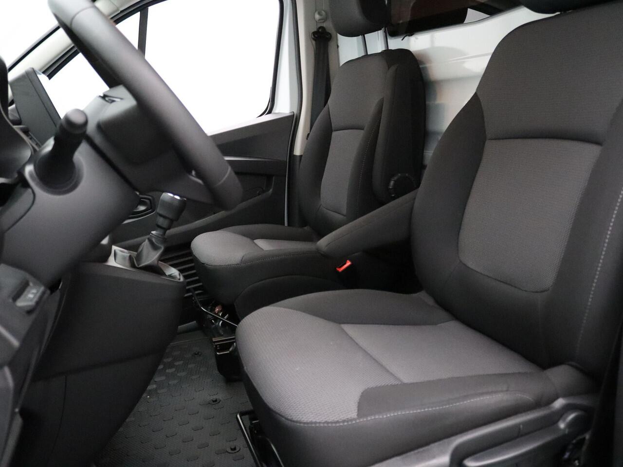 Renault TRAFIC dCi 110pk T29 L1H1 Comfort Climate | Cruise | Navi | Parksens. achter