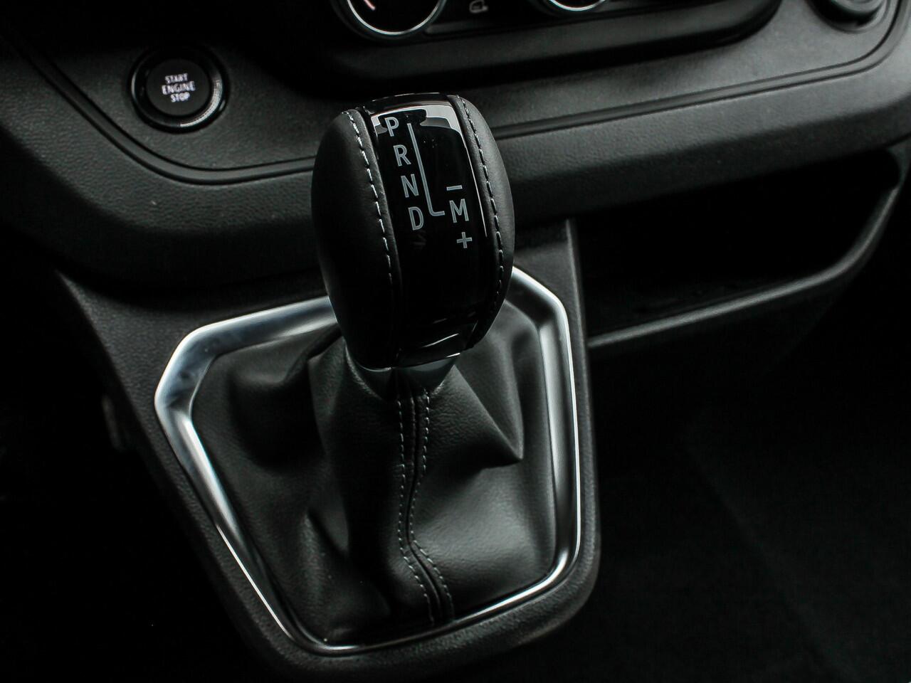 Renault TRAFIC 2.0 BluedCi 170PK Automaat Extra Bestelwagen | BPM VRIJ! | BIJRIJDERSSTOEL | LED KOPLAMPEN | KEYLESS | CAMERA | CRUISE |