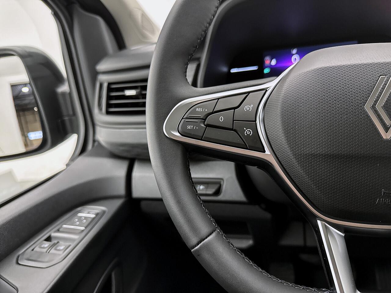 Renault TRAFIC 2.0 Blue dCi 130 T29 L2H1 Advance DC 2x Schuifdeur Led Dubbele cabine Betimmering Trekhaak Camera Lichtmetaal Parkeersensoren Carplay