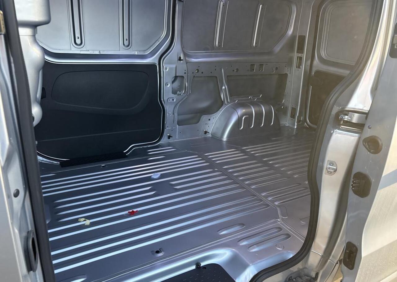 Renault TRAFIC 2.0 Blue dCi 170 EDC T30 L2H1 Extra - Zijschuifdeur links - 17" lichtmetalen velgen Noir - Reservewiel