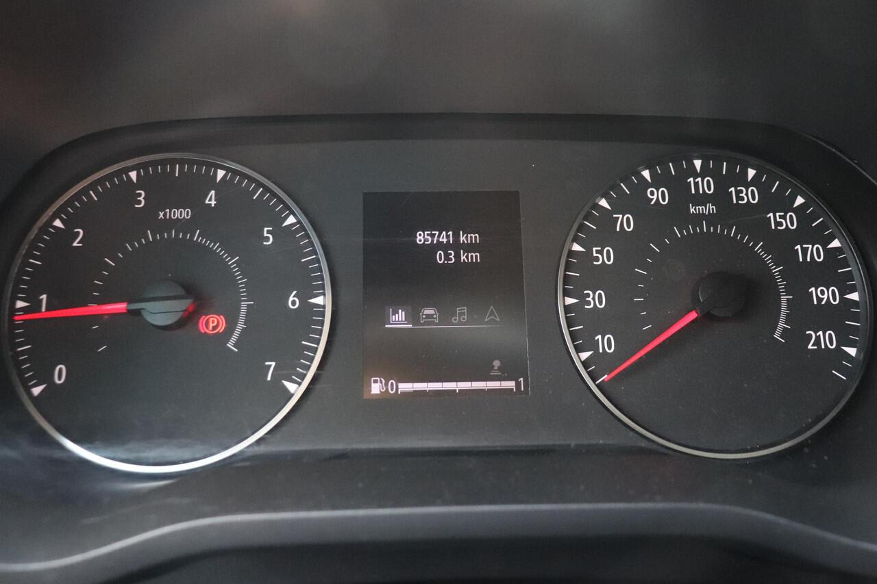 Renault TRAFIC 2.0 dCi 130 T30 L2H1 Work Edition | Airco | Navigatie | Dubbele schuifdeur | Trekhaak | Laadruimte betimmering | AppleCarplay AndroidAuto |