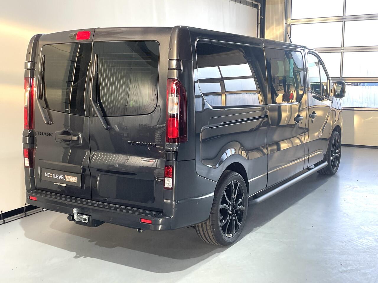 Renault TRAFIC 2.0 Blue dCi 170PK T30 L2H1 Extra / Leder / Camera / Navigatie / Trekhaak