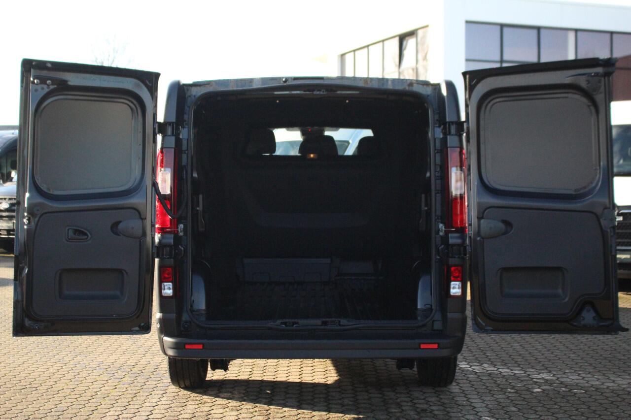 Renault TRAFIC 2.0dCi 150pk T30 L2H1 DC | 6-Zits | Carplay/Android | Camera | Lease 573,- p/m