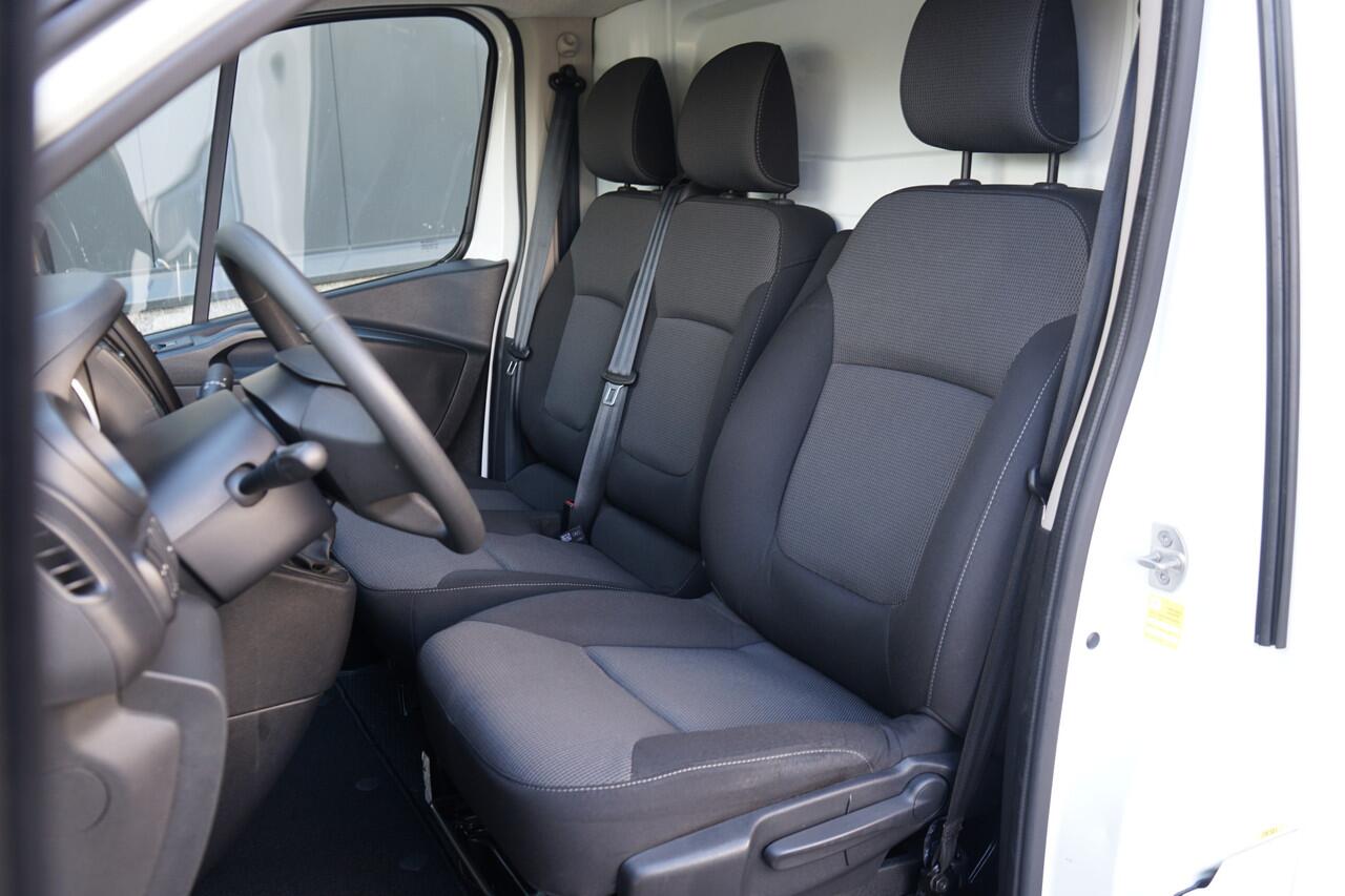 Renault TRAFIC 2.0 dCi L2H1 ? NAVI ? CAMERA ? AIRCO ? APP CONNECT ? PARK. SENSOREN ? BLUETOOTH ? BTW AUTO