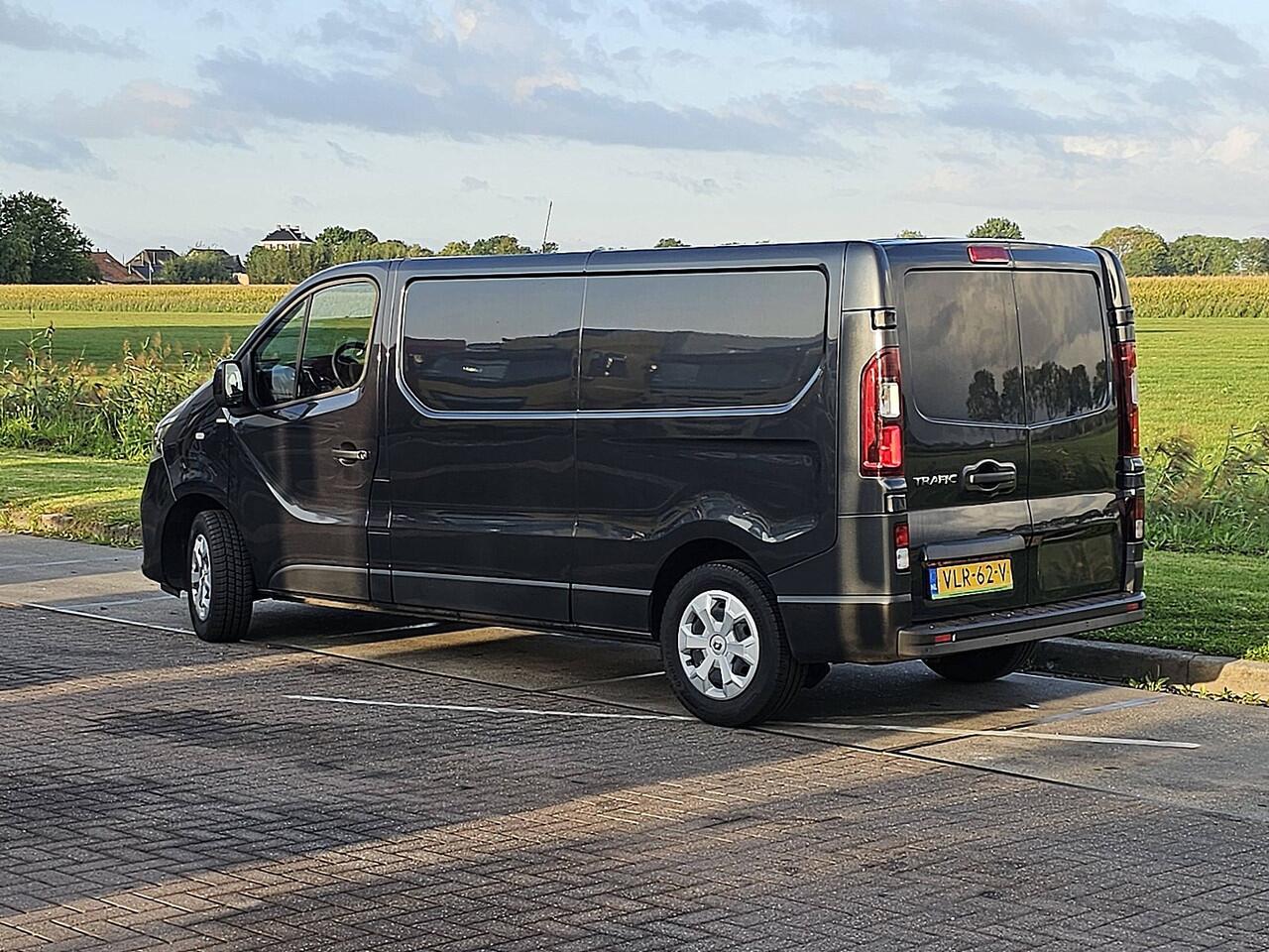 Renault TRAFIC 2.0 dCi 145 T29 L2H1 Comfort metallic, airco, automaat, navi, pdc, 110 dkm.