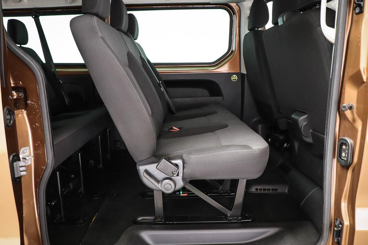 Renault TRAFIC Passenger 2.0 dCi 120 Grand Zen 9-PERSOONS | LED | AIRCO | CRUISE | NAVI | APPLE | TREKHAAK | INCL. BTW/BPM