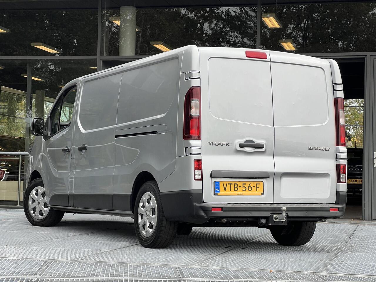 Renault TRAFIC 2.0 dCi 130 T30 L2H1 Work Edition | Navigatie | Trekhaak | Apple Carplay | Betimmering