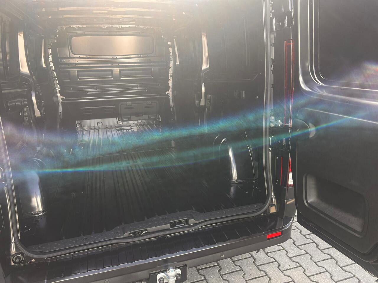 Renault TRAFIC 2.0 Blue dCi 150 T30 L2H1 Extra Dubbele schuifdeur VVB294 BPM vrij! Benut nu nog uw voordeel!