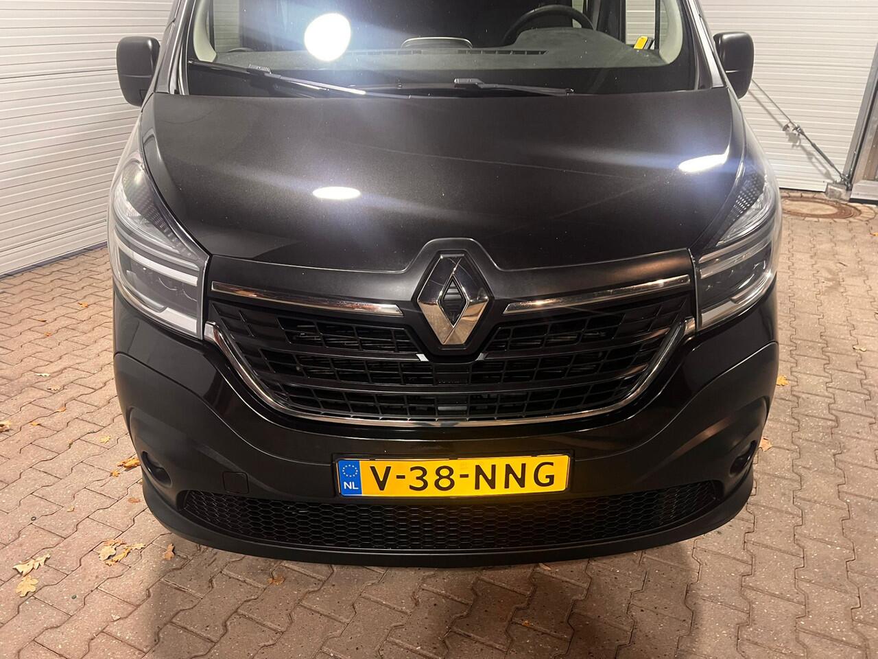 Renault TRAFIC 2.0 dCi 120 T29 L2H1 DC Luxe 6 persoonsuitvoering VVB437 BPM vrij! Benut nu nog uw voordeel!