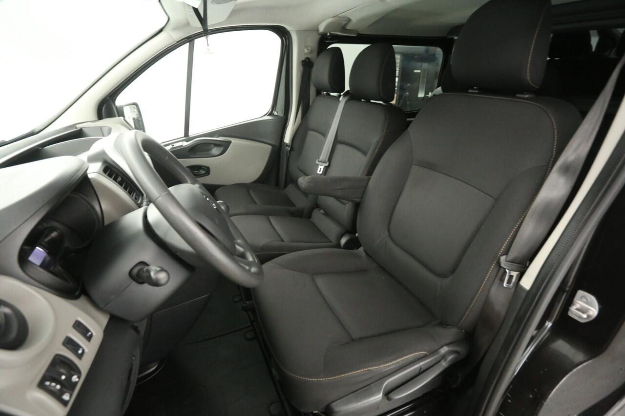 Renault TRAFIC 1.6 dCi T29 L2H1 | MARGE | DC | Airco | Cruise | Trekh. | Navi | Parkeersens.