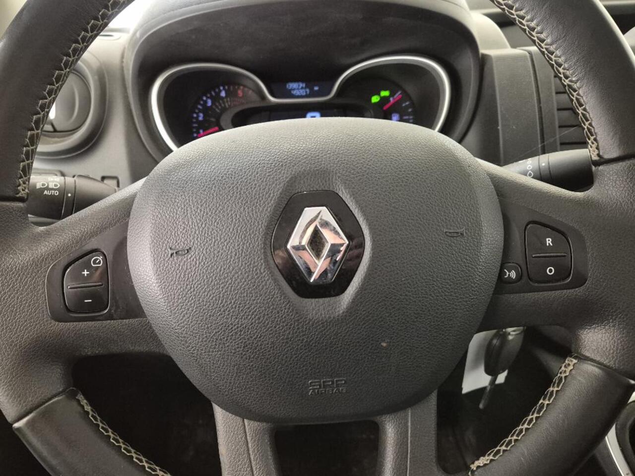 Renault TRAFIC 2.0 dCi 120 T29 L2H1 DC 5 Pers. Work Edition