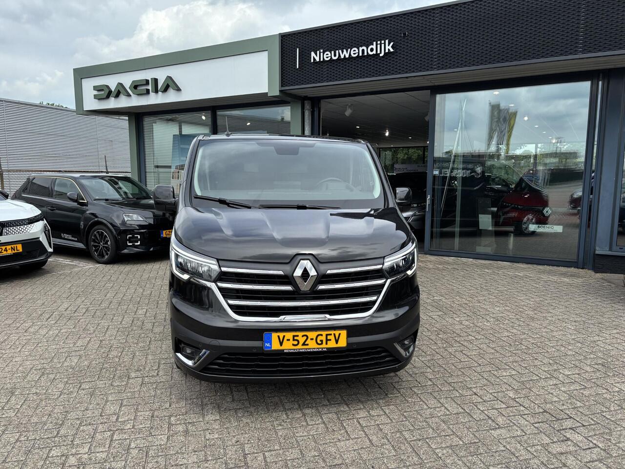 Renault TRAFIC E-Tech T29 L2H1 Advance 52 kWh / KEYLESS ENTRY / CLIMATE CONTROL / NAVIGATIE INCL. APPLE & ANDROIDCARPLAY / 22Kw BOORDLADER / SENSOREN EN CAMERA