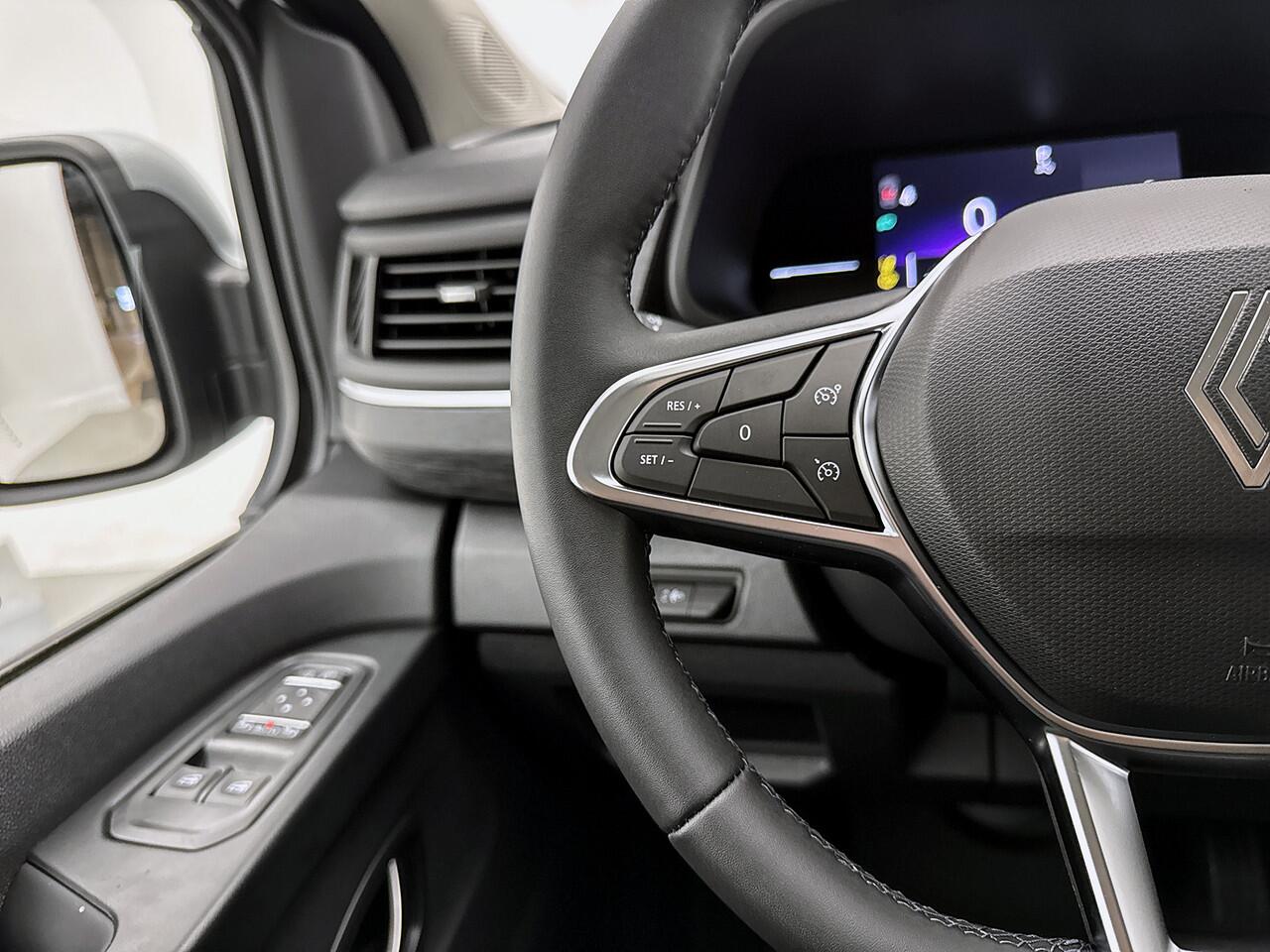 Renault TRAFIC 2.0 Blue dCi EDC 170 T29 L2H1 Extra DC 2x Schuifdeur Betimmering Trekhaak Navigatie Parkeersensoren Camera Carplay Dubbele cabine