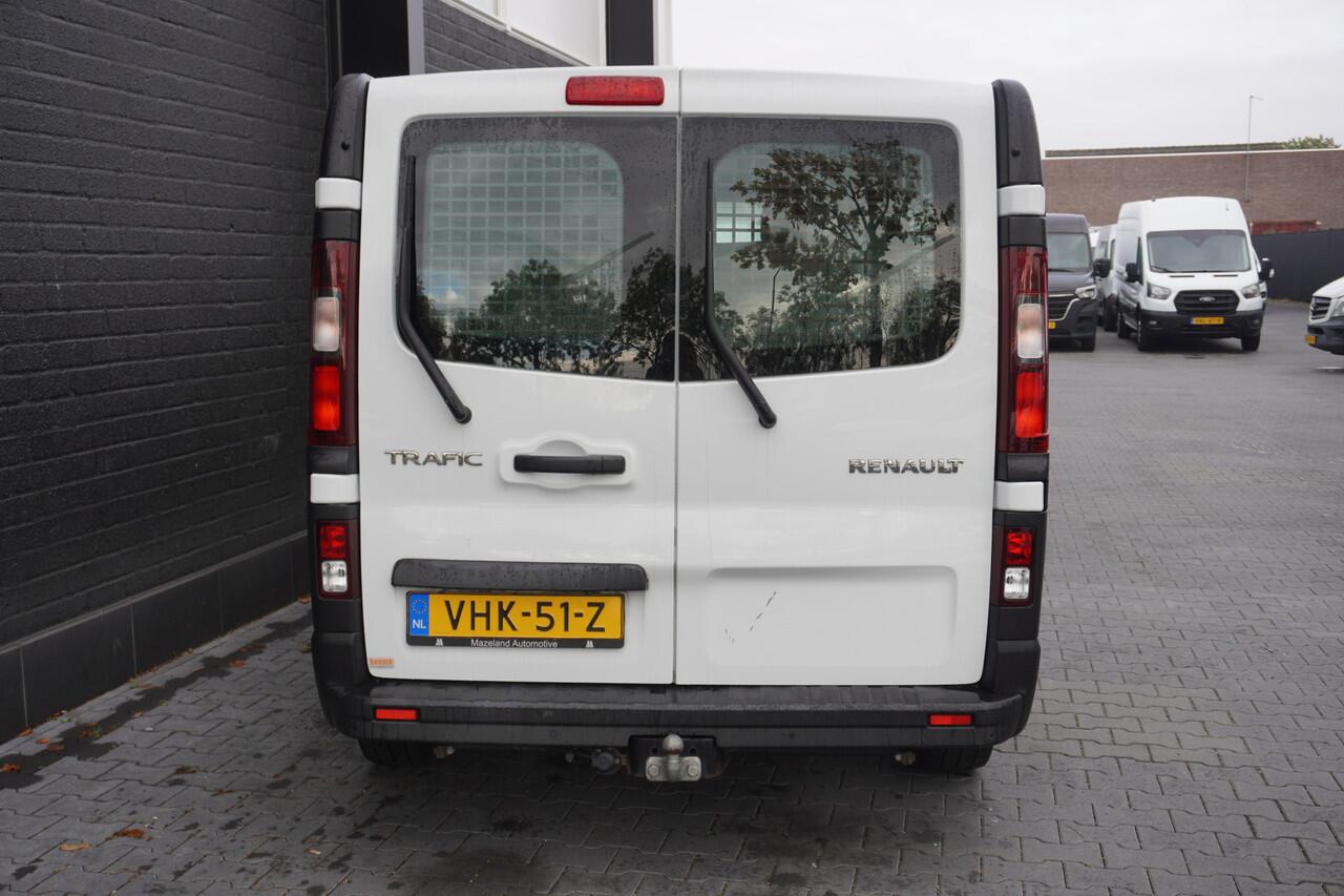 Renault TRAFIC 2.0 dCi 120PK 2x Schuifdeur EURO 6 - Airco - Navi - Cruise - ¤ 15.900,- Excl.