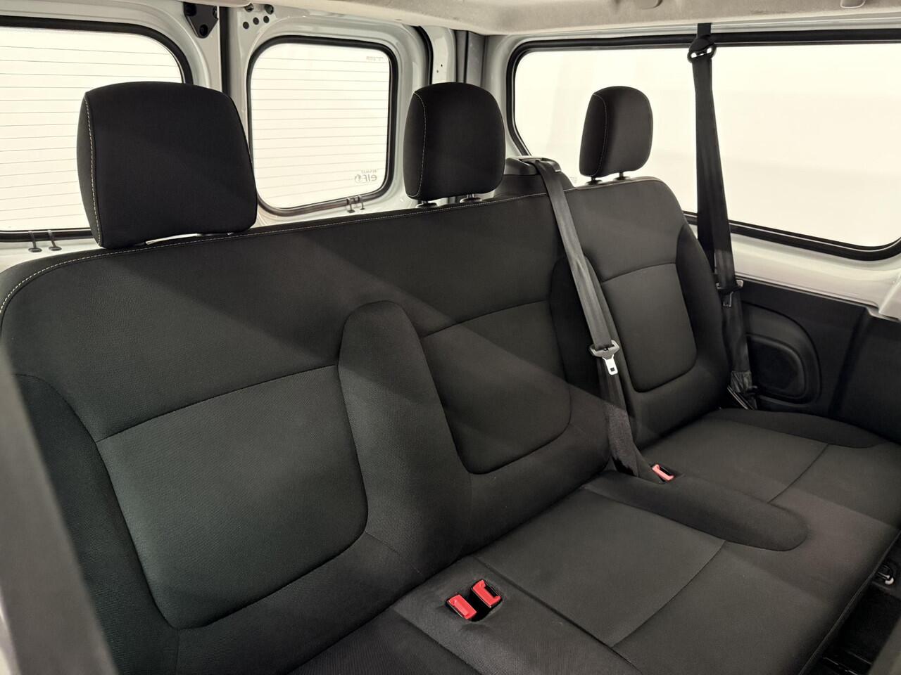 Renault TRAFIC Passenger 1.6 dCi Grand Zen Energy 9-PERSOONS personenbus Incl. BTW/BPM Airco Navi Cruise Control