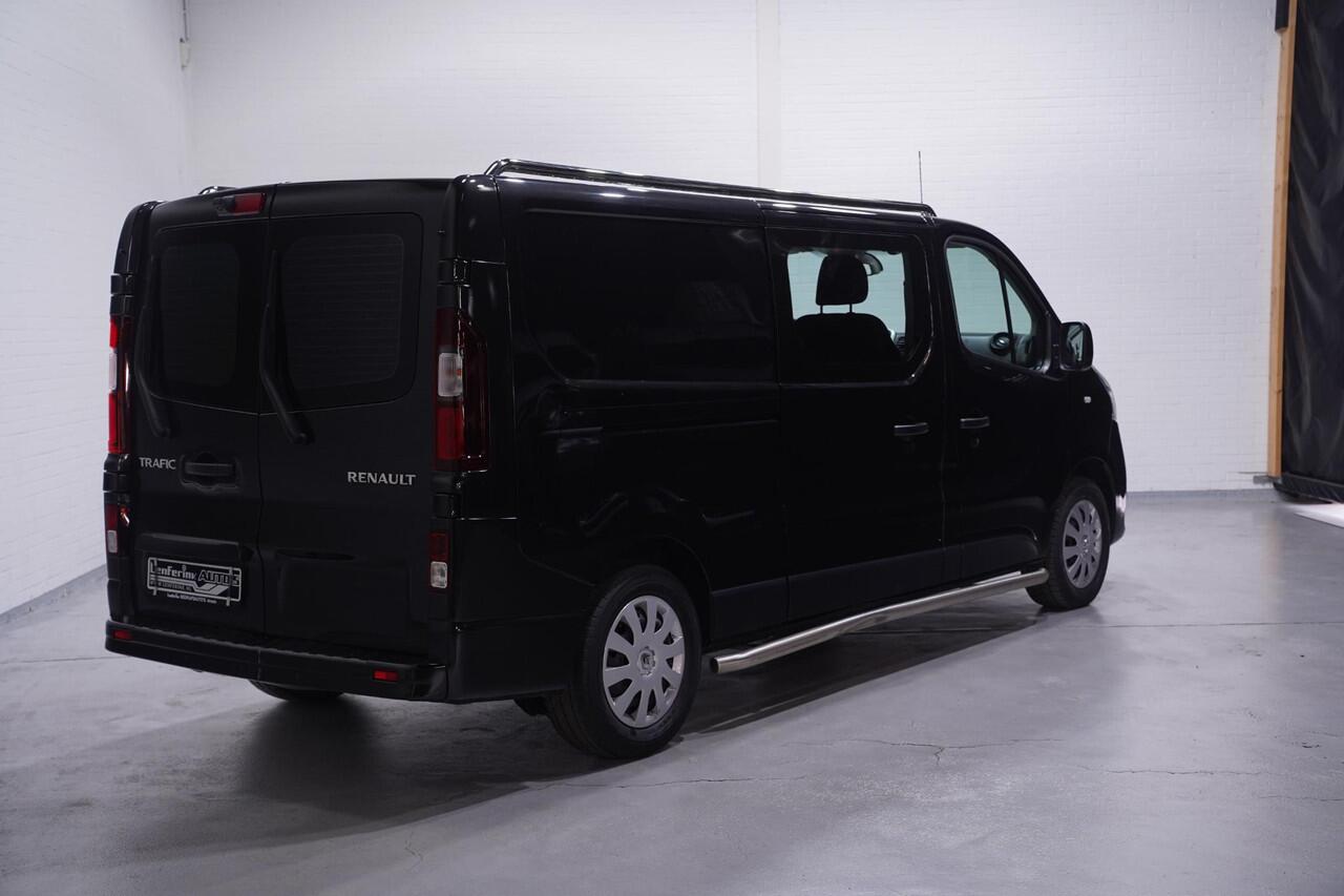 Renault TRAFIC 2.0 dCi 120 pk L2H1 Dubbel Cabine 5p, NAP Camera, Navi, Airco ECC, LED Koplampen, Sidebars