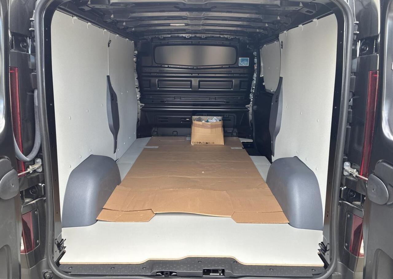 Renault TRAFIC E-Tech T29 L2H1 Advance 52 kWh - EASY LINK navi - Houten laadvloer - Zijwandbekleding - Additionele parkeerhulp - Vierseizoenbanden