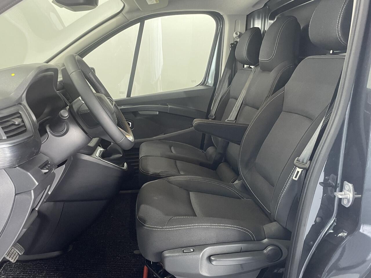 Renault TRAFIC 2.0 Blue dCi 170 PK NEXT LEVEL EDITION Navi / Camera / Led verlichting