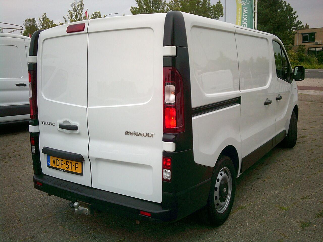 Renault TRAFIC 2.0 dCi 120 T29 L1H1 Comfort VOORZIEN VAN AIRCO+CRUISE+TREKHAAK !!