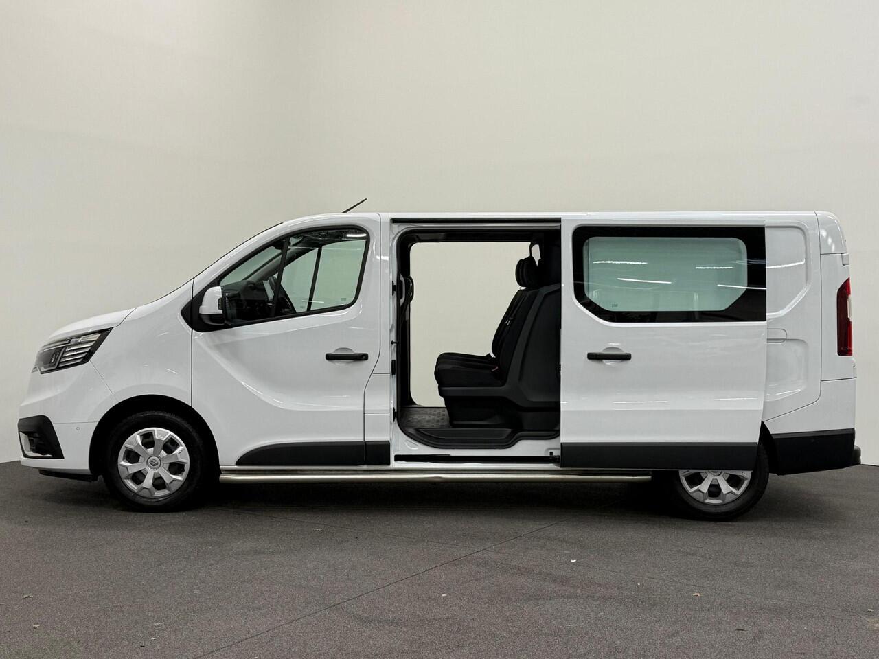 Renault TRAFIC 2.0 DCI 150PK L2H1 Dubbele Cabine Work Edition Airco Cruise Control Navi Parkeersensoren Voor & Achter Camera