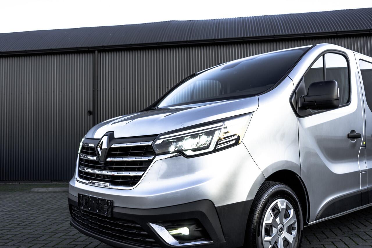 Renault TRAFIC Blue dCi 150PK | L2H1 | 9-Zits | IN BPM/BTW | LED | Canera | Navi | Zijschuifdeur R+L | Cruise | Airco | PDC | Euro 6