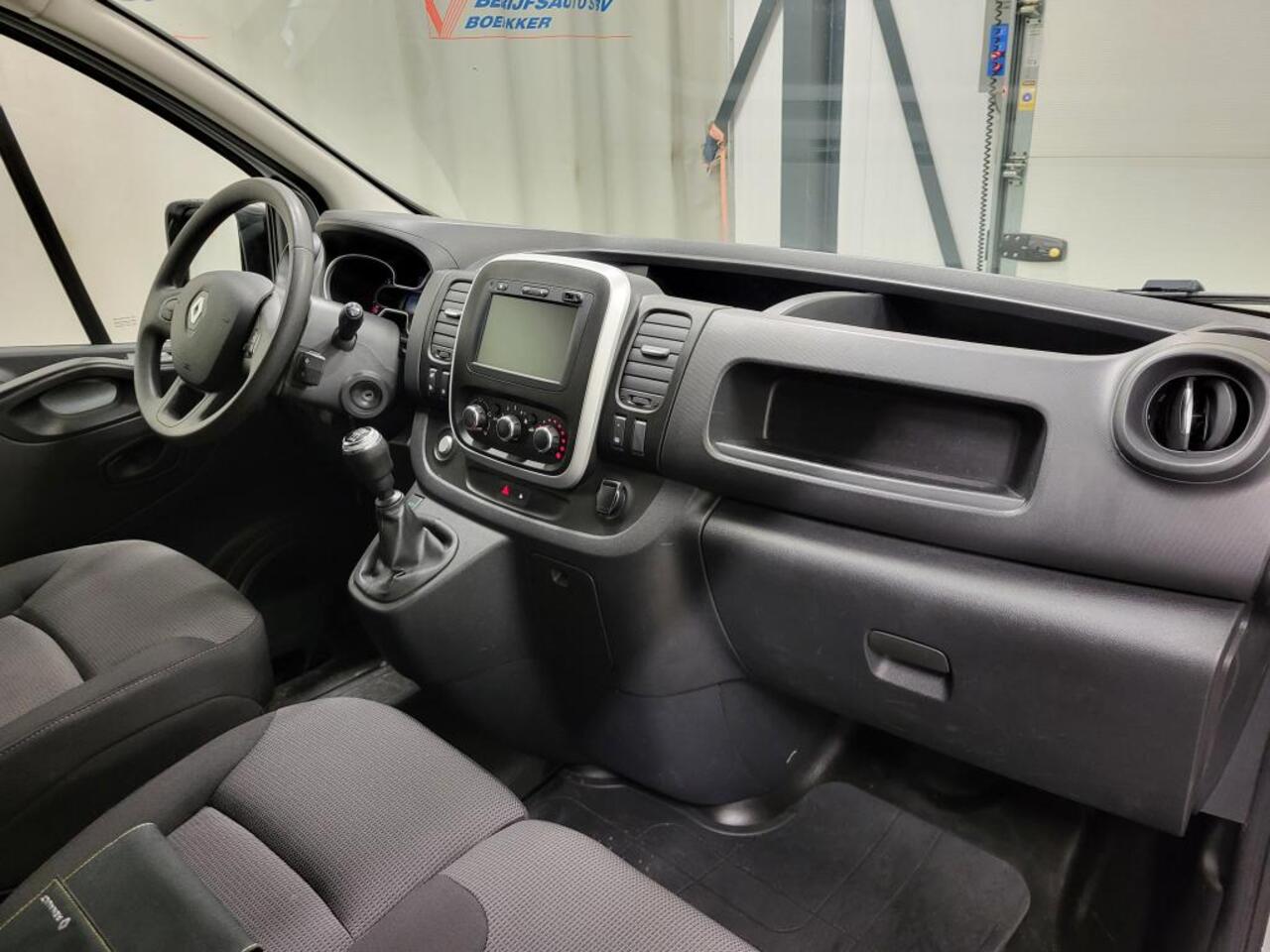 Renault TRAFIC 2.0dCi 120pk L2/H1 Trekhaak Euro 6!