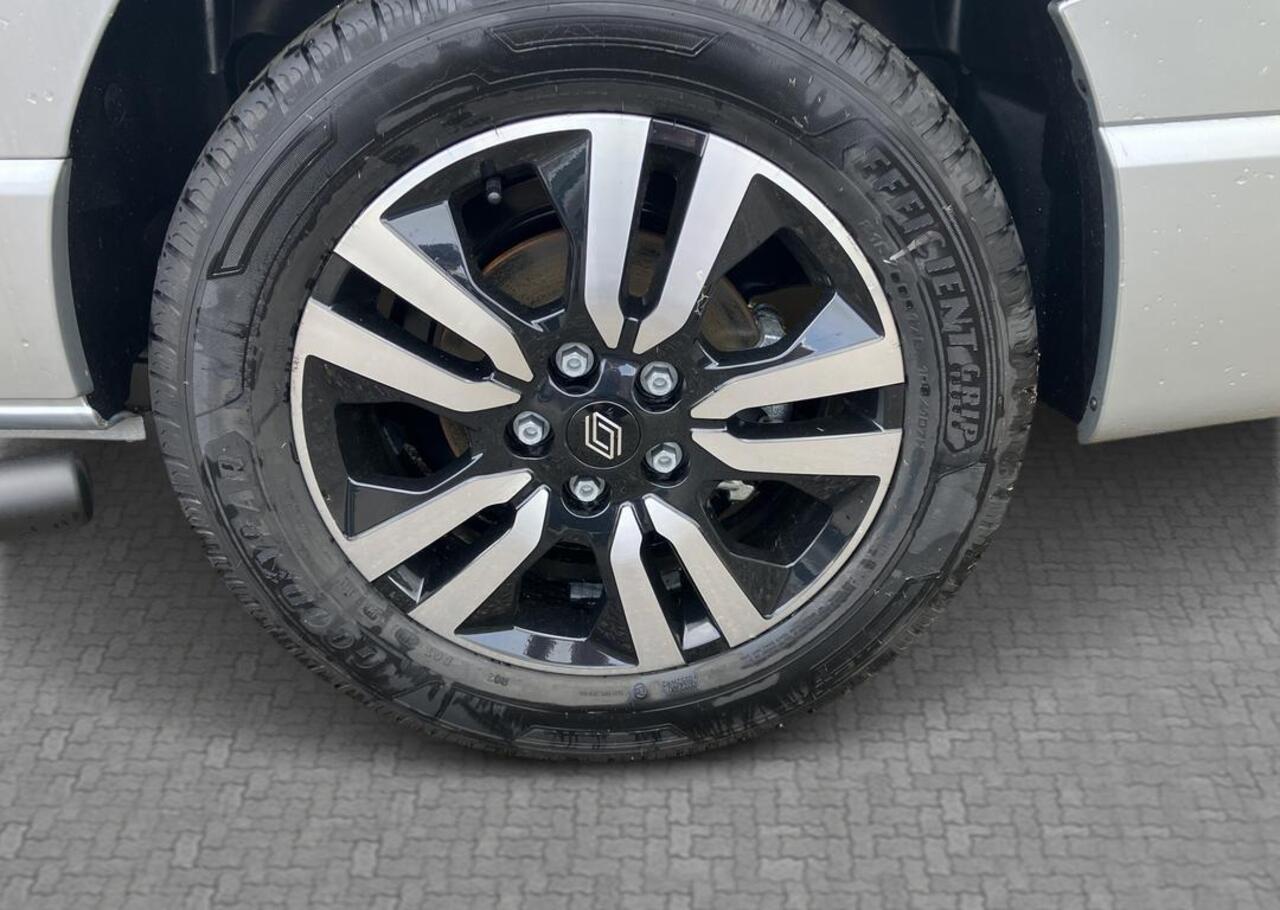 Renault TRAFIC 2.0 Blue dC1 150 EDC T30 L2H1 Extra - 125th Anniversary - Alarm / Trekhaak / Reservewiel