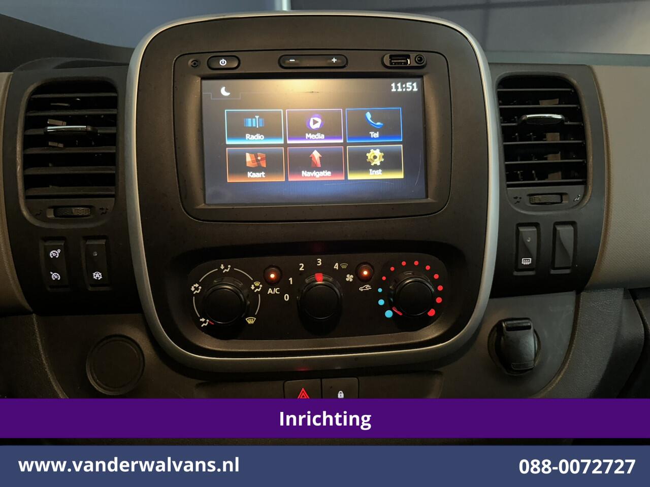 Renault TRAFIC 1.6 dCi L2H1 inrichting Euro6 Airco | Imperiaal | Navigatie | Cruisecontrol | Parkeersensoren trekhaak, bijrijdersbank