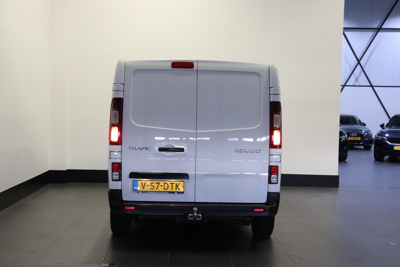 Renault TRAFIC 2.0 dCi 110PK L2 EURO 6 - Airco - Cruise - Trekhaak - ¤23.900,- Excl.