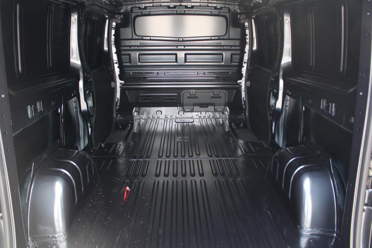 Renault TRAFIC 2.0 Blue dCi 130pk T30 L2H1 Advance - 2x Schuifdeur - Achteruitrijcamera - Carplay - Android - Allseason - Trekhaak - Rijklaar